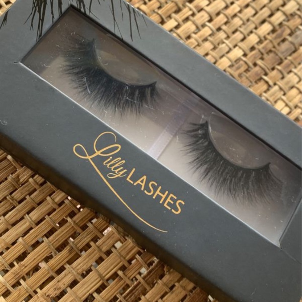 Lilly Lashes